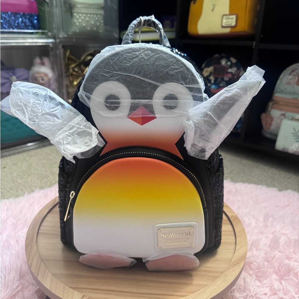 Penguin mini backpack Loungefly